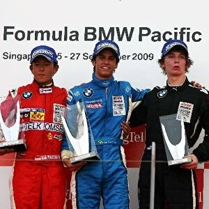 Formula BMW Pacific: The podium: Rio Haryanto Meritus, second; Felipe Nasr Eurointernational, race winner; James Kovacic Eurointernational, third