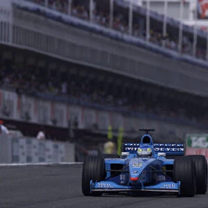 Formula One Spanish Grand Prix Giancarlo Fisichella, Benetton-Playlife B200 Barcelona, Spain, 07-05-2000 Pic Steve Etherington / LAT Ref: 18 mb Digital. Race