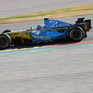 Formula One Testing: Heikki Kovalainen Renault test driver