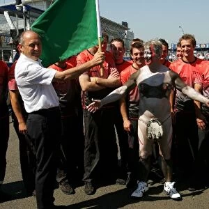 Formula One World Championship: Bob McKenzie Journalist is waved off by Ron Dennis McLaren Team Principal and the McLaren boys