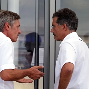 Formula One World Championship: Daniel Morelli driver manager talks with Dr Mario Theissen BMW Sauber F1 Team Principal