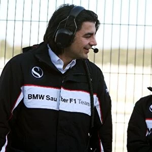 Formula One World Championship: Francesco Nenci BMW Sauber Race Engineer with Paul Russell BMW Sauber Race Engineer