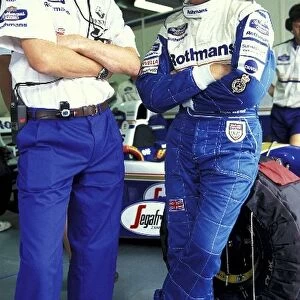 Formula One World Championship: Nigel Mansell Williams talks with his Engineer John Russell