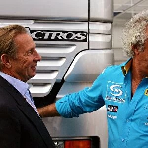 Formula One World Championship: Paddy McNally Director of Allsport Managment talks with Flavio Briatore Renault Team Principal