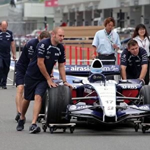 Formula One World Championship: Williams in the pitlane