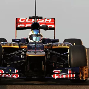 Formula One Young Drivers Test, Day Two, Yas Marina Circuit, Abu Dhabi, UAE, Wednesday 7 November 2012