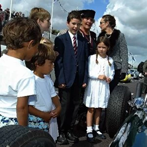 Goodwood Revival 2002: Damon Hill and the Hill family turned out for the Graham Hill Tribute