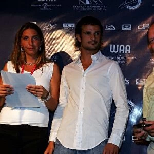 GP2 Awards: Nani Rodriguez sister of Gonzalo Rodriguez and Vitantonio Liuzzi Red Bull Racing present an award