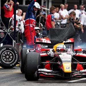 GP2 Series: Luca Filippi Trust Team Arden makes a pit stop