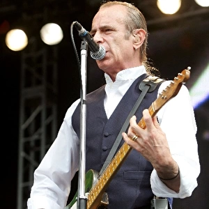 Grand Prix Party: Francis Rossi singer with Status Quo
