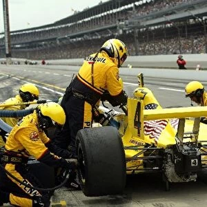Indy Racing League: Fifteenth placed Sam Hornish Jr. Panther Racing Dallara Chevrolet makes a pitstop