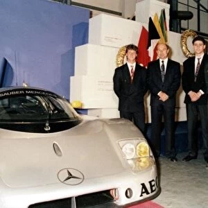 Michael Schumacher, Peter Sauber, Karl Wendlinger and Heinz Harald Frentzen - Mercedes