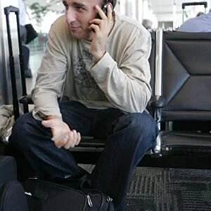 Robert Kubica at Detroit Airport: Robert Kubica, BMW Sauber, at Detroit Airport on his way to Indianapolis for the United States Grand Prix