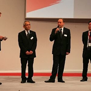 Toyota TF107 Launch: Tsutomu Tomita Chairman of Toyota Racing and Toyota Team Principal with John Howett President of Toyota F1 and Yoshiaki