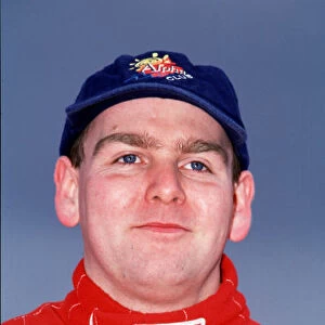 Warren Carway, portrait British Formula Three Championship 1999 World BELLANCA / LAT Photogarphic Tel: +44 (0) 181 251 3000 Fax: +44 (0) 181 251 3001 Somerset House, Somerset Road, Teddington, TW11 8RU