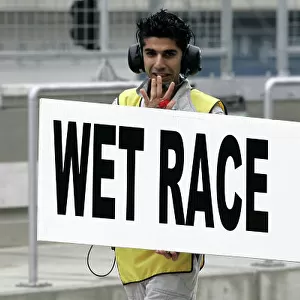 Wet Race! Bahrain F3 Superprix 8th-10th Demceber 2004 World Copyright Jakob Ebrey/LAT Photographic