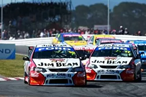 Australian V8 Supercars Gallery: 08av814: Australian V8 Supercars, Rd13, Tasmania Challenge, Symmons Plains Raceway, Launceston