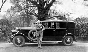 Images Dated 15th November 2005: 1930 Lanchester Straight-8. George Bernard Shaw with his 1930 Lanchester Straight-8