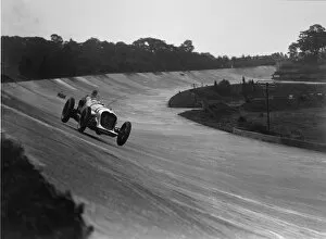 Jump Gallery: 1930s BARC 500 Miles: John Cobb on the banking
