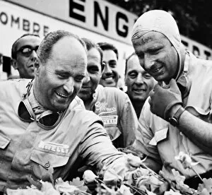 Winning Gallery: 1950 Belgian Grand Prix - Podium: Juan Manuel Fangio and Luigi Fagioli after finishing in 1st