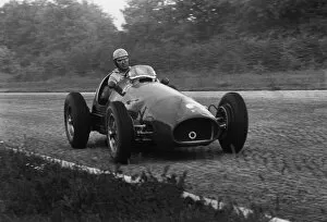 Images Dated 15th June 2010: 1954 Italian Grand Prix: Alberto Ascari, retired, action