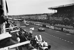 Images Dated 6th July 2010: 1955 Le Mans 24 hours: Helde / Jean Lucas, retired, leads Juan Manuel Fangio / Stirling Moss