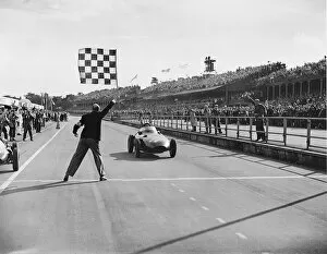 Finish Gallery: 1957 British Grand Prix