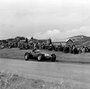 Images Dated 2nd April 2021: 1958 Dutch Grand Prix. Ref-2030. World ©LAT Photographic