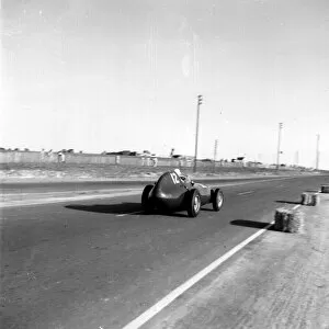 1958 Moroccon Grand Prix. Ref-2596. World © LAT Photographic