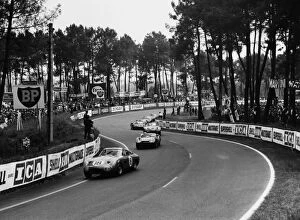 1960s Le Mans Gallery: 1963 Le Mans 24 Hours: Phil Hill / Lucien Bianchi, retired, action