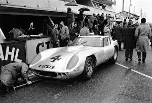 Images Dated 8th March 2007: 1964 Le Mans Test Days: Peter Bolton, 27th position, in the pits, action