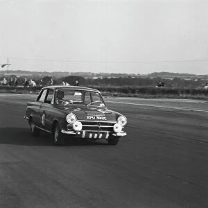 Images Dated 13th March 2013: 1965 European Touring Car Championship. Snetterton 500 Kms, Snetterton, Norfolk, England