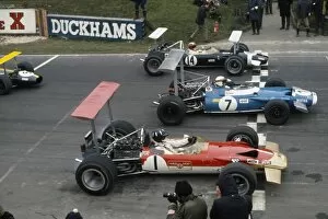 Images Dated 11th February 2011: 1969 Race of Champions: B to T: Graham Hill, 2nd position, Jackie Stewart, 1st position