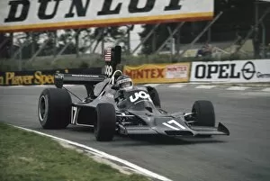 1970s F1 Gallery: 1974 British Grand Prix: Jean-Pierre Jarier, Shadow DN3-Ford, retired. Action
