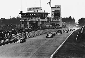 1976 F1 Season Gallery: 1976 German Grand Prix: James Hunt, 1st position leads at the restart, action