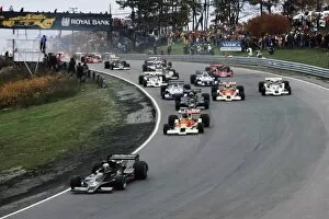 1977 Canadian Grand Prix - Start: Mario Andretti leads James Hunt, Gunnar Nilsson