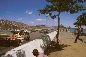 Crashed Gallery: 1984 United States Grand Prix East: Nigel Mansell glanced poleman Nelson Piquets quite heavily