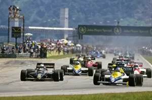1985 Brazilian Grand Prix: Keke Rosberg leads Elio de Angelis and Ayrton Senna and Nigel Mansell at the start