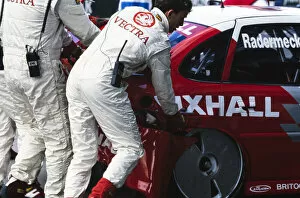 Mechanics Gallery: 2000 Rounds 11 and 12 Silverstone