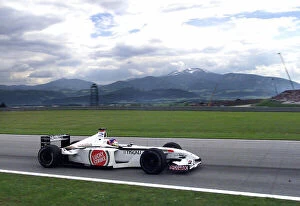 Images Dated 6th April 2001: 2001 Austrian Grand Prix. A1-Ring, Austria. 11th May 2001 Jacques Villeneuve, BAR Honda BAR003