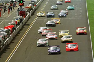 Images Dated 30th April 2021: 2001 Japanese GT500 Championship Sugo, japan. 27th May 2001. Start