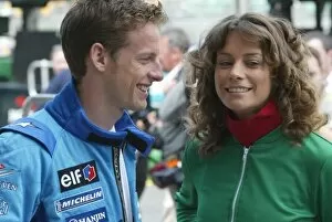 Images Dated 28th February 2002: 2002 Australian Grand Prix Jenson Button and girl, Renault F1 Albert Park