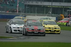 Images Dated 2nd December 2004: 2006 SEAT Cupra Championship Silverstone 14 / 15th October Mussi leads World