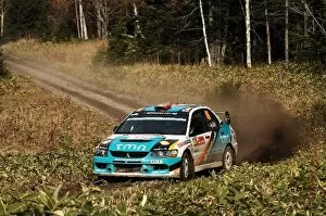 Images Dated 26th October 2007: 2007 FIA World Rally Championship: Rally Japan, Obihiro, Hokkaido, Japan