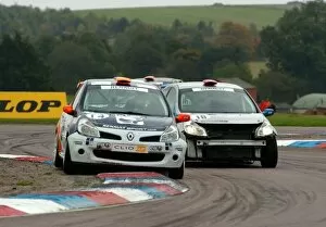 Images Dated 1st December 2005: 2007 Renault Clio Cup Thruxton 13th / 14th October 2007 Ed Pead leads damaged Mark