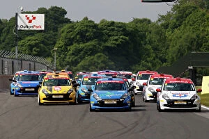 Images Dated 9th June 2013: 2013 Renault Clio Cup, Oulton Park, Cheshire. 7th - 9th June 2013