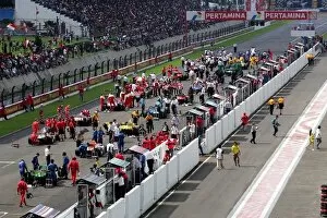 Images Dated 12th February 2006: A1 Grand Prix: The cars on the grid: A1 Grand Prix, Rd8, Sentul, Indonesia, Race Day
