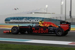 Images Dated 26th November 2016: Abu Dhabi Grand Prix Qualifying