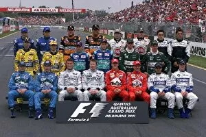 Images Dated 5th March 2001: Australian GP: The annual start of season drivers photo