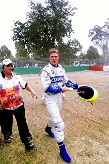 Images Dated 5th March 2001: Australian GP: Ralf Schumacher walks away from the accident between himself and Jacques Villeneuve